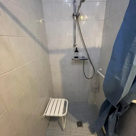 Deux Jacuzzi Terrasse בית נופש