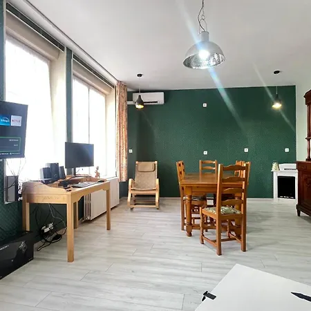 Deux Terrasse Salle De Sport Proche Du De La Madine Et Chateau D'hattonchatel Apartamento